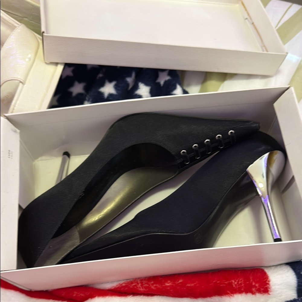 Soho Girls Black Heels with Sleek Stiletto Design